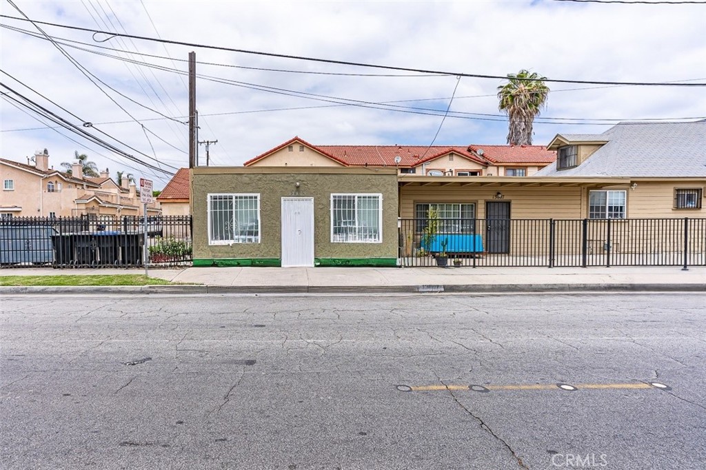 13809 Funston Avenue Property Photo 3