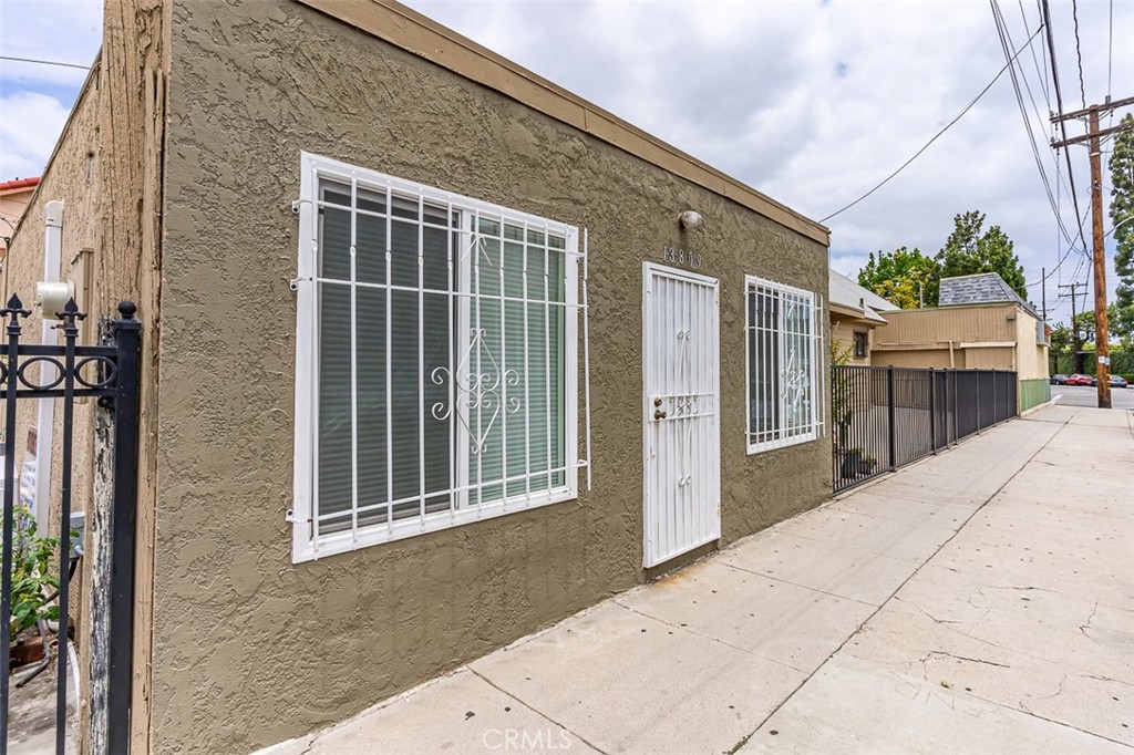 13809 Funston Avenue Property Photo 4