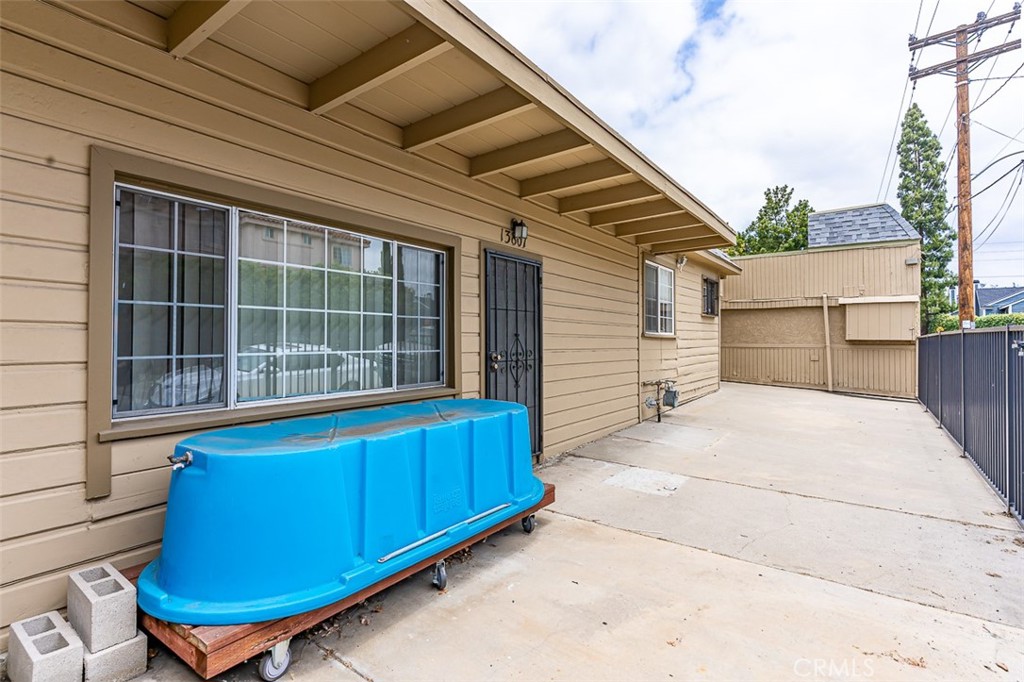 13809 Funston Avenue Property Photo 13
