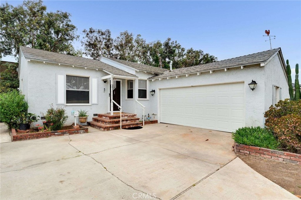 1206 W 187th Place Property Photo 1
