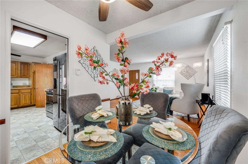 1206 W 187th Place Property Photo 8
