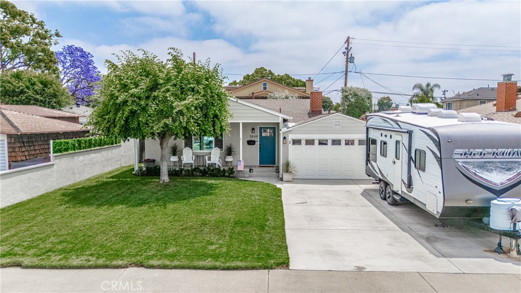 3848 Ocana Avenue Property Photo 1