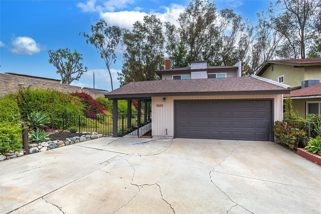 15015 Tacuba Drive