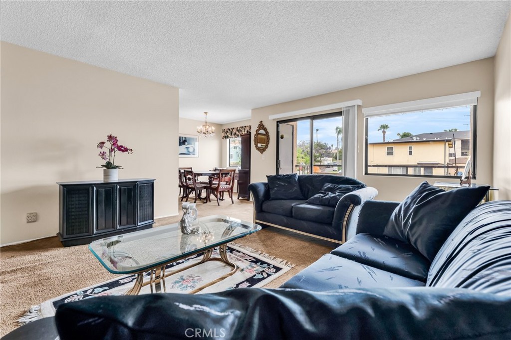 910 S Leland Street 2 Property Photo 3