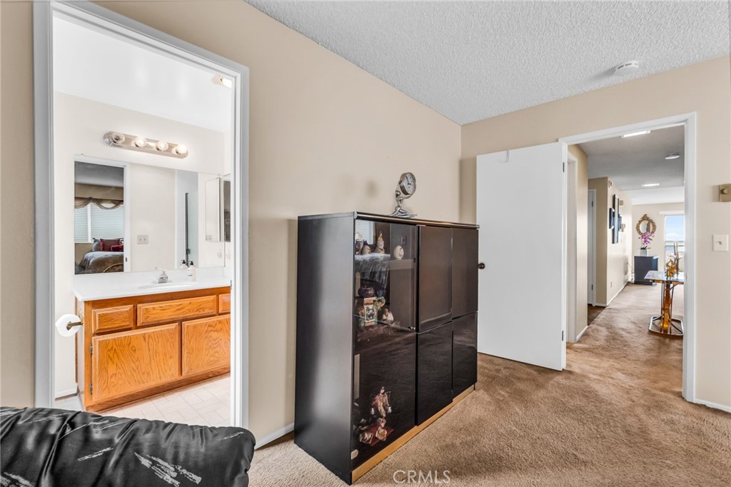 910 S Leland Street 2 Property Photo 18