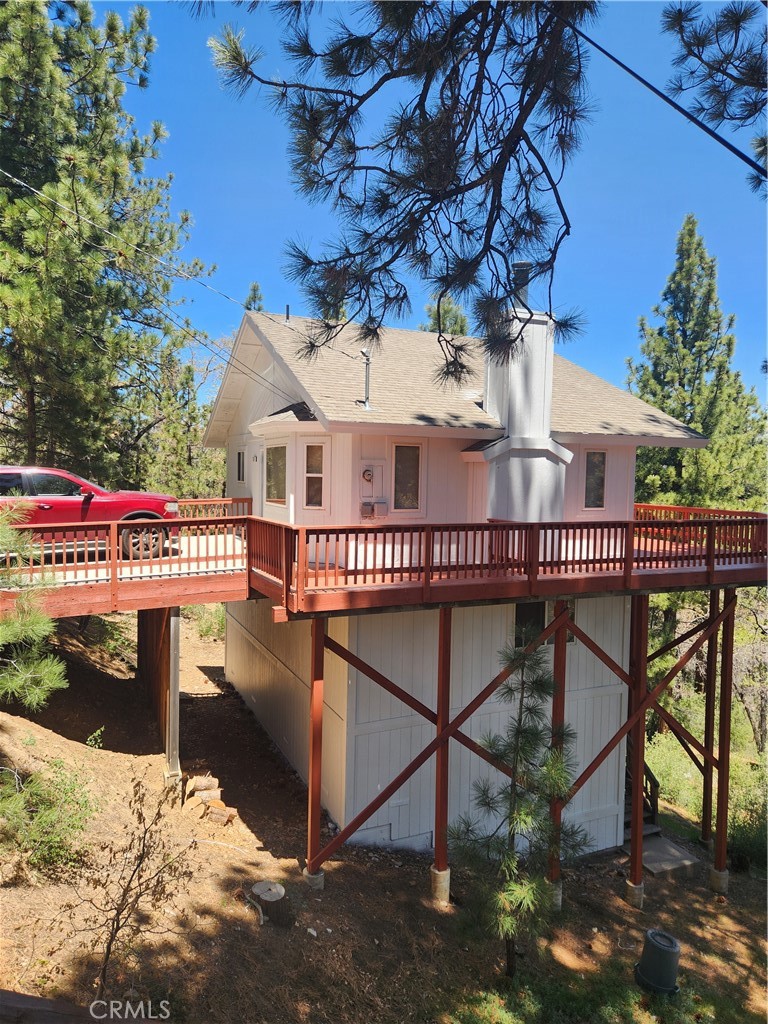 530 Villa Grove Avenue Property Photo 1