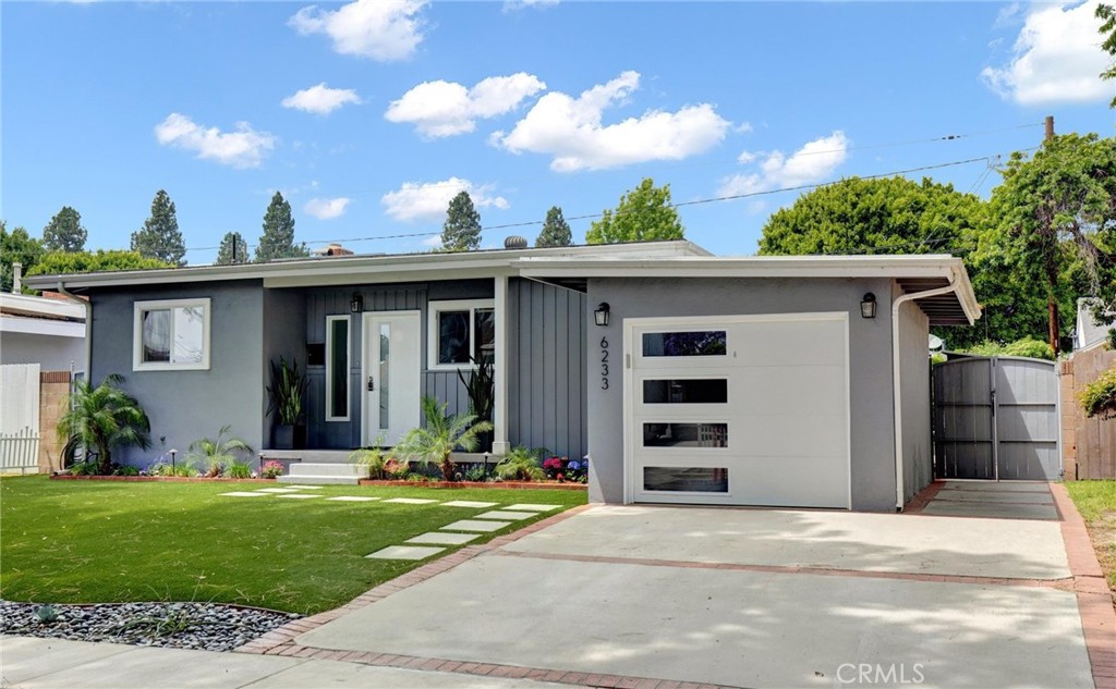 6233 E Keynote Street Property Photo 2