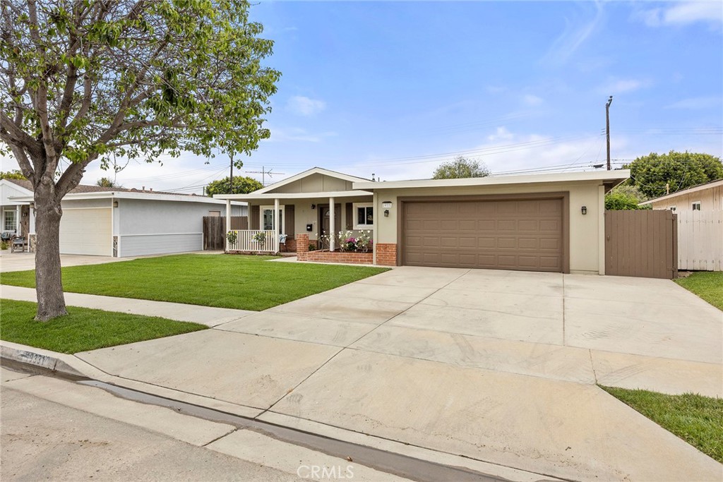 19331 Cindy Lane Property Photo 1