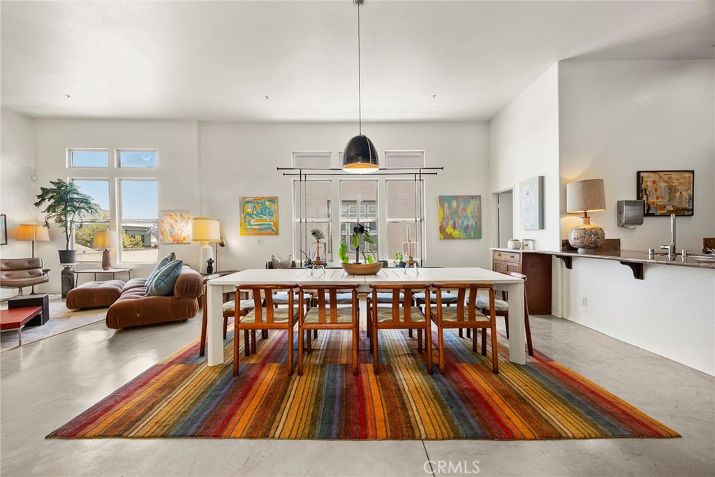 253 N Bush Street Property Photo 11