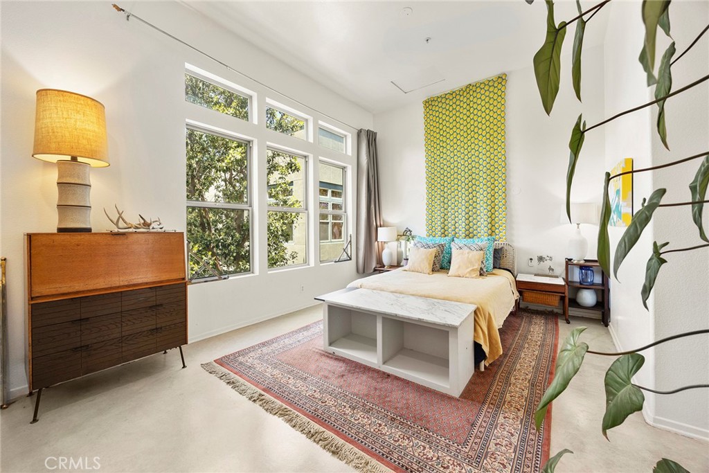 253 N Bush Street Property Photo 44