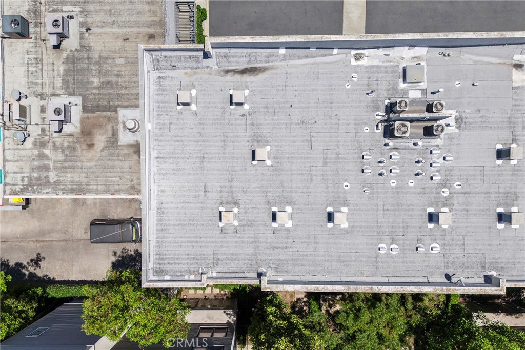 253 N Bush Street Property Photo 49