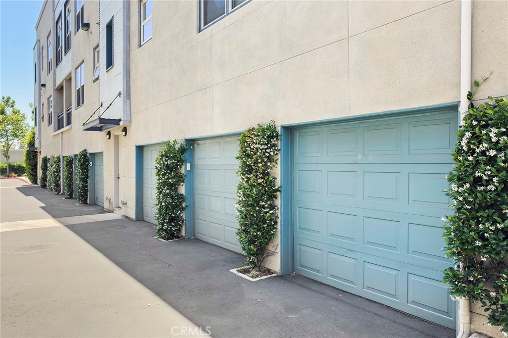 253 N Bush Street Property Photo 53