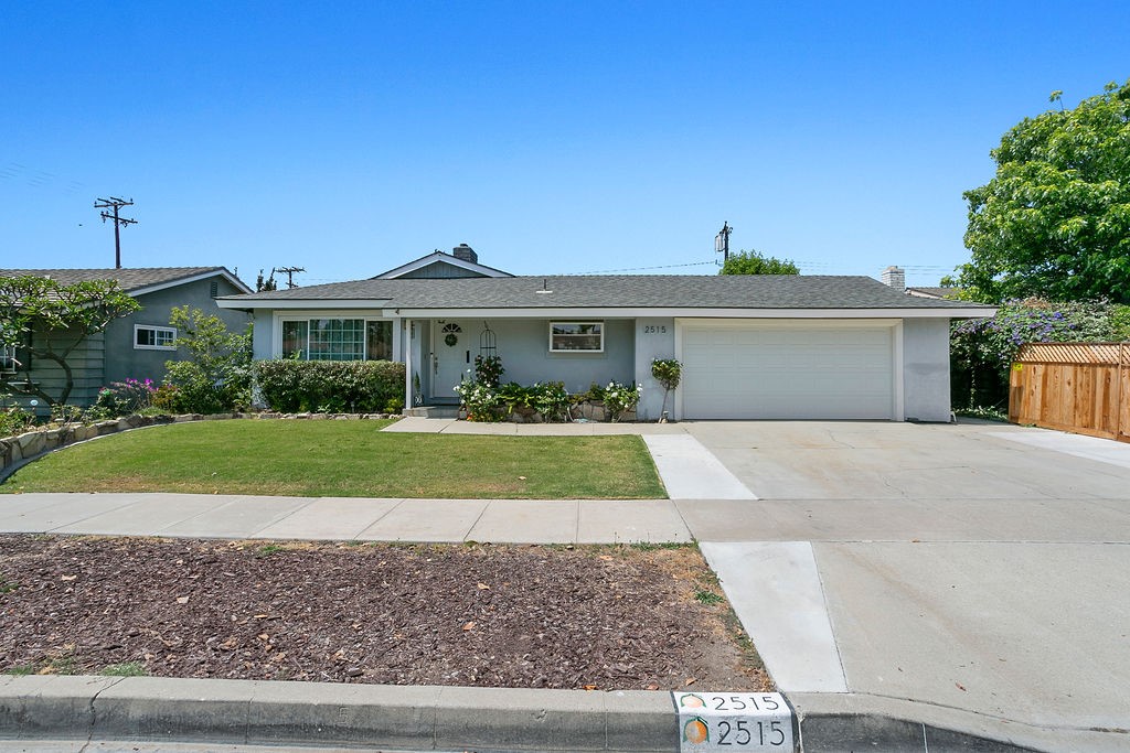 2515 E Coolidge Avenue Property Photo 1