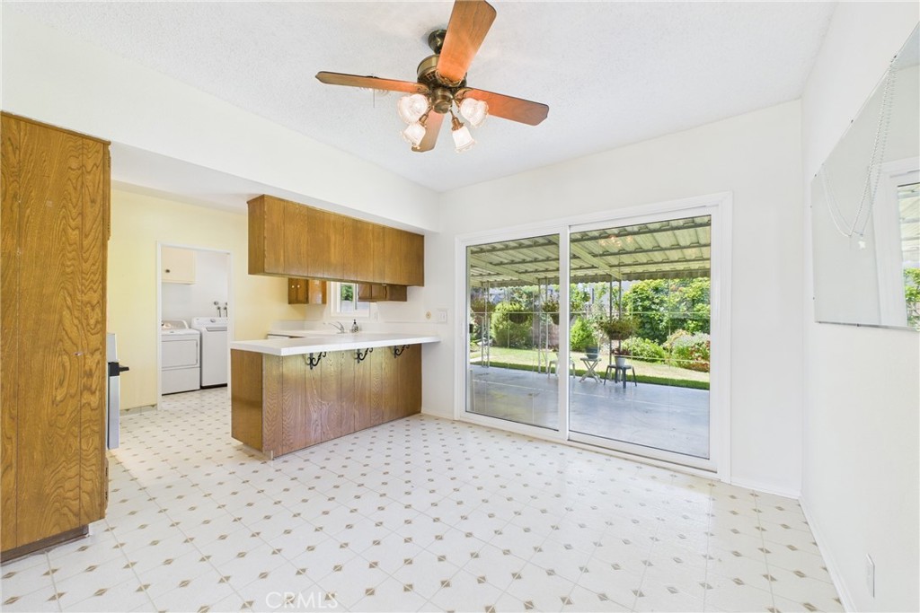 10469 Gregory Circle Property Photo 8