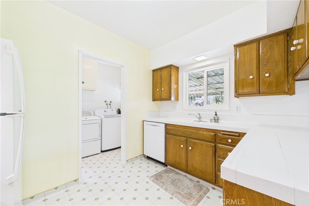 10469 Gregory Circle Property Photo 11