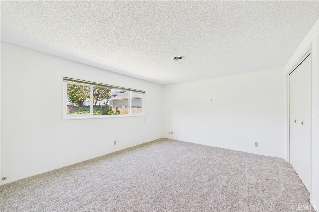 10469 Gregory Circle Property Photo 17