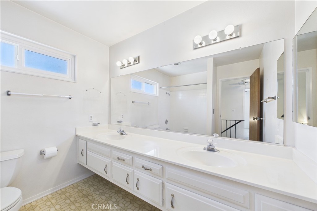 10469 Gregory Circle Property Photo 29