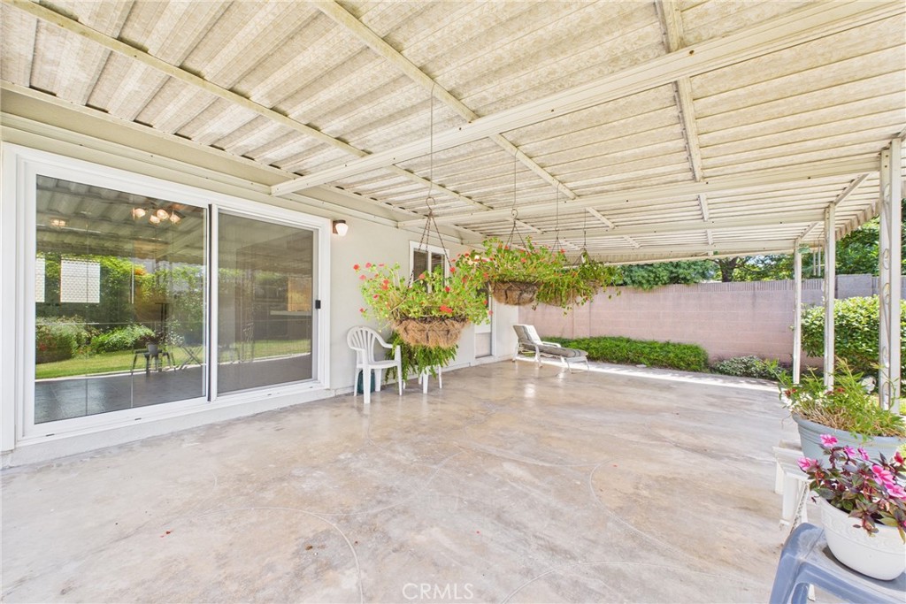 10469 Gregory Circle Property Photo 34