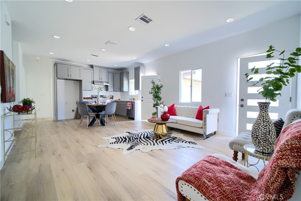 11662 Magnolia Street Property Photo 4