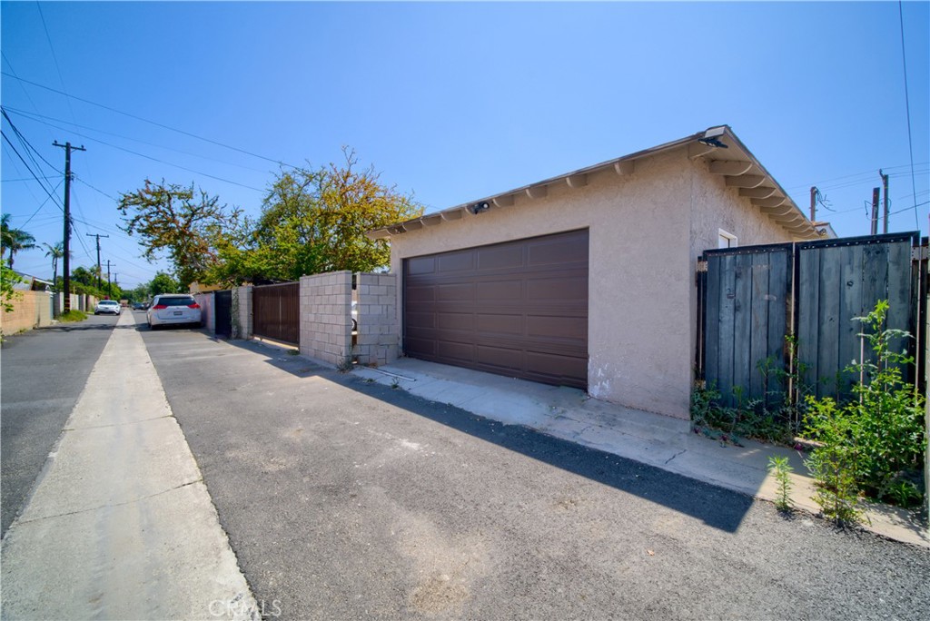 11662 Magnolia Street Property Photo 29
