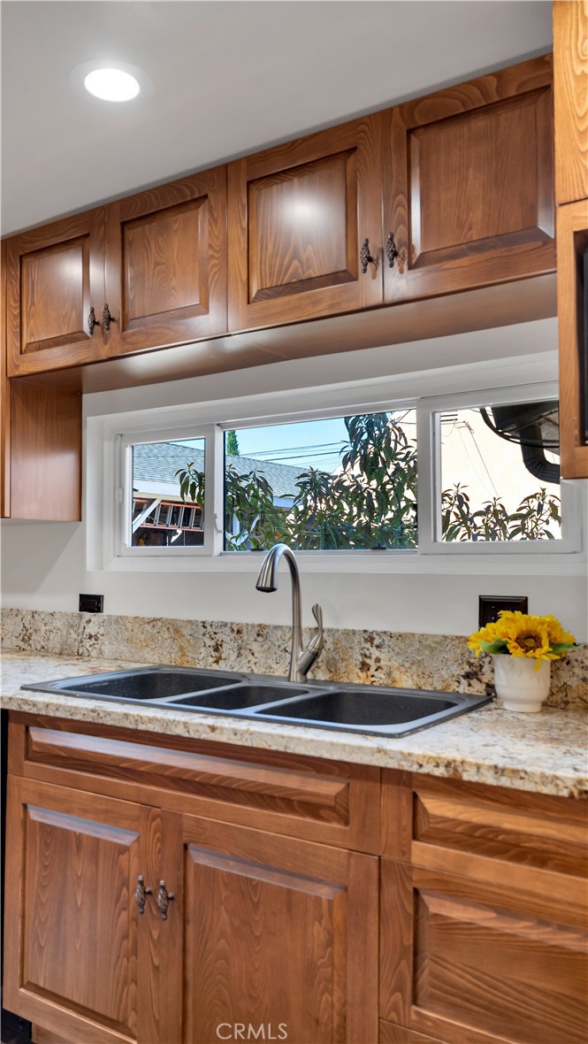 2130 Oregon Avenue Property Photo 37
