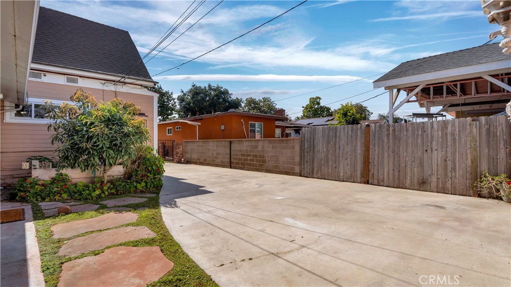 2130 Oregon Avenue Property Photo 60
