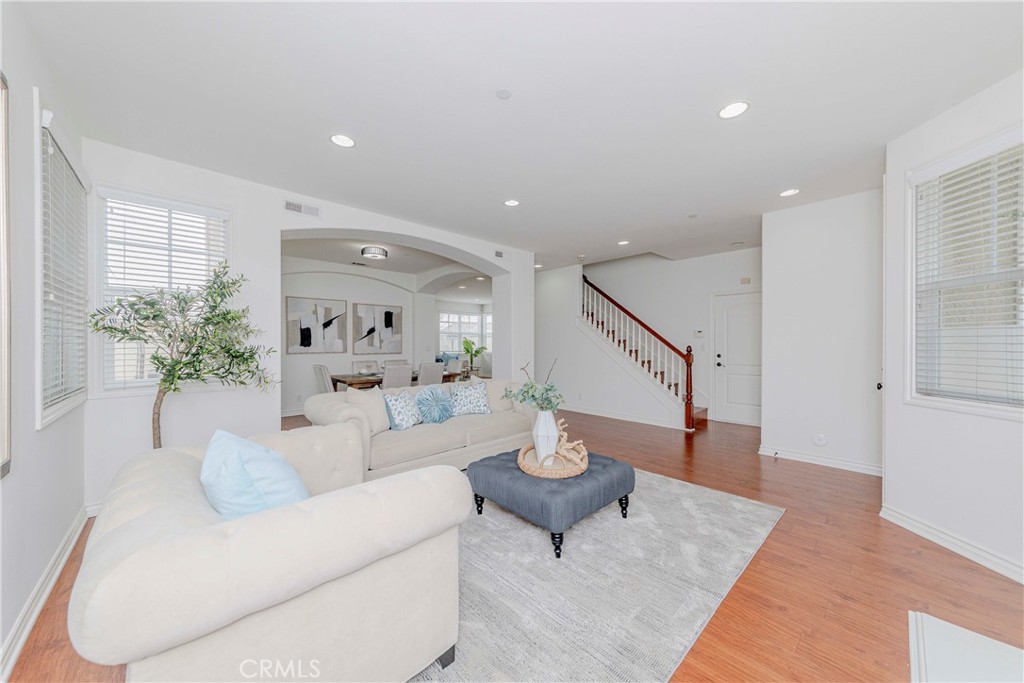 8647 Belmont Street Property Photo 4