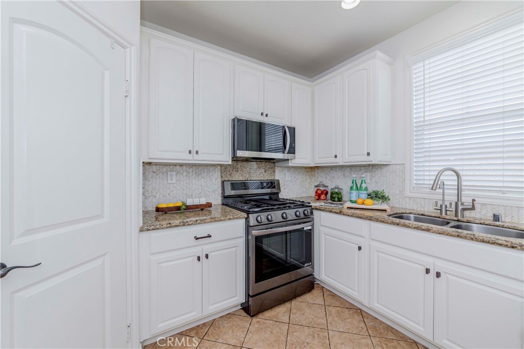 8647 Belmont Street Property Photo 16