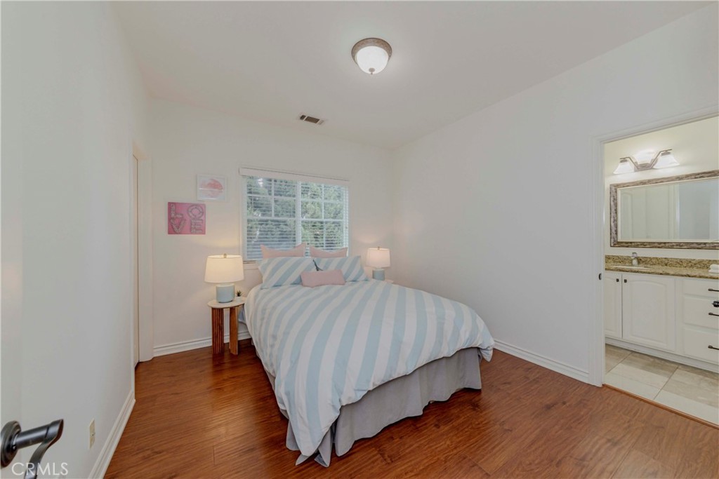8647 Belmont Street Property Photo 32