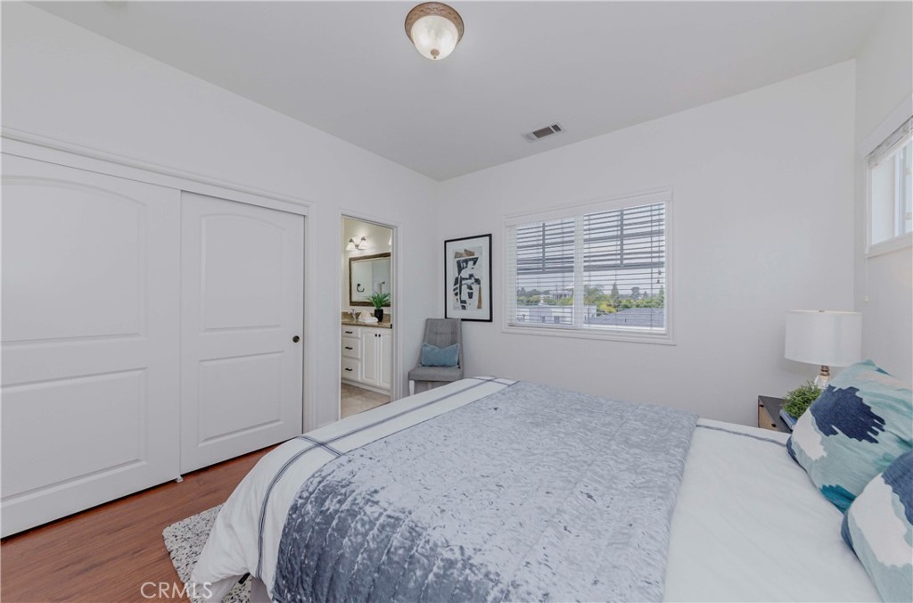 8647 Belmont Street Property Photo 35