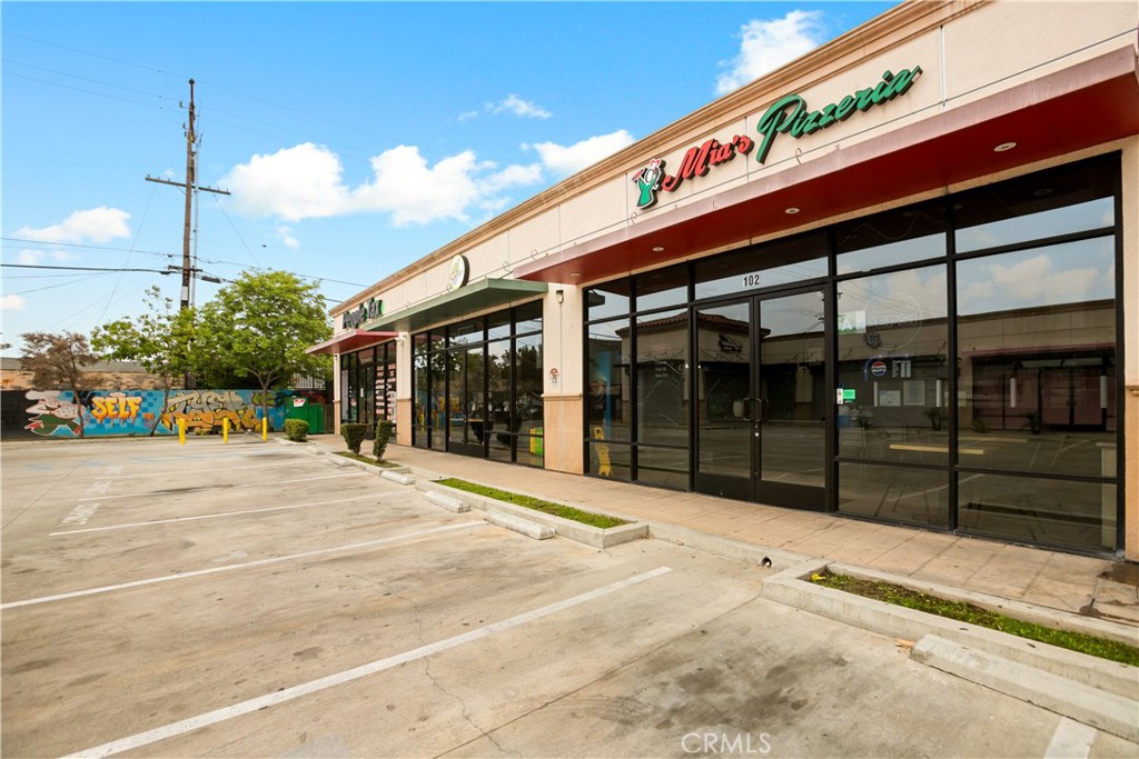 3006 E Florence Avenue Property Photo 5