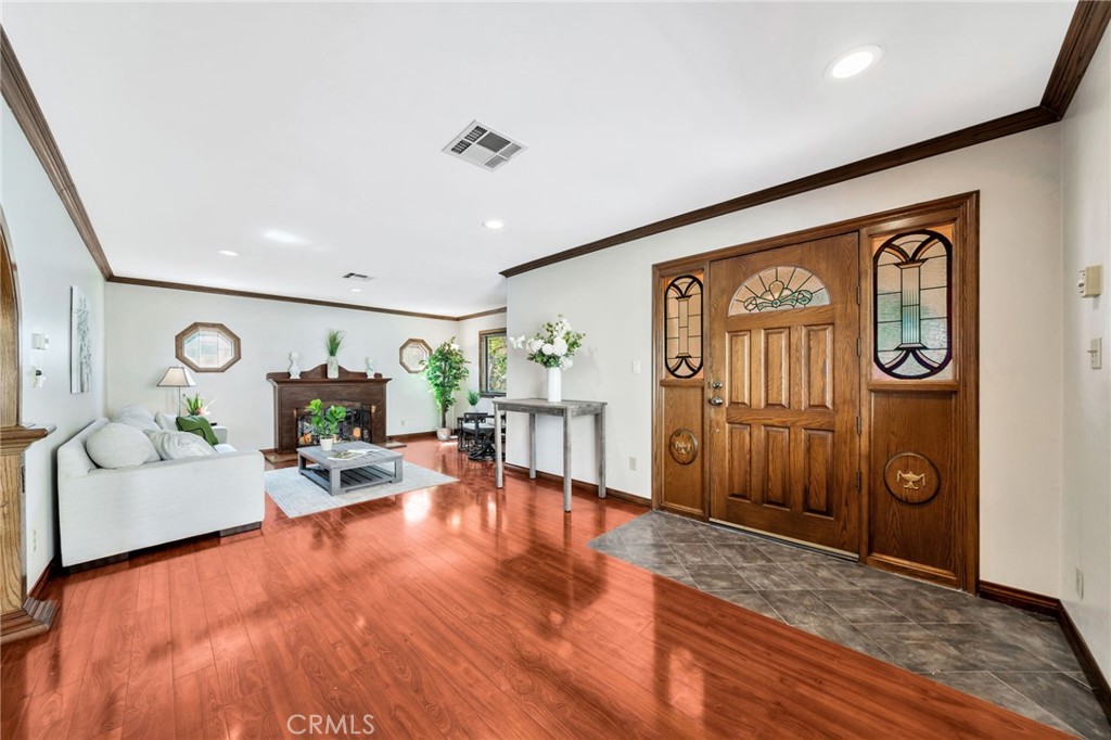 520 W Santa Clara Avenue Property Photo 18