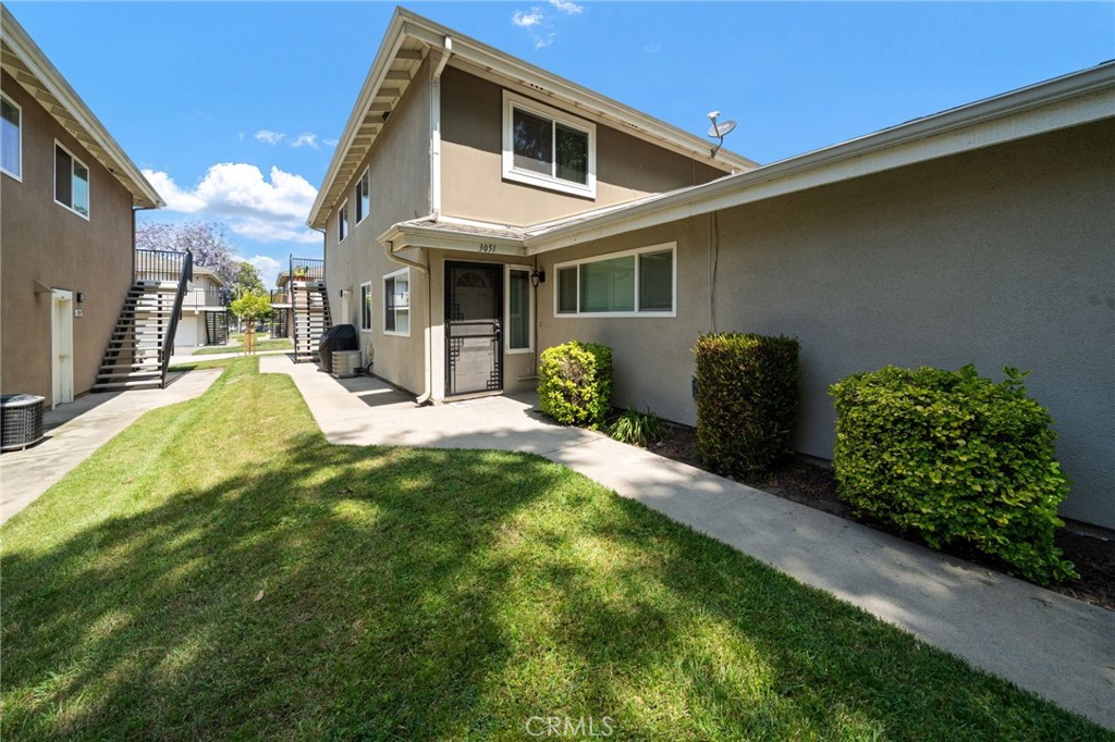 3051 Knollwood Avenue Property Photo 2