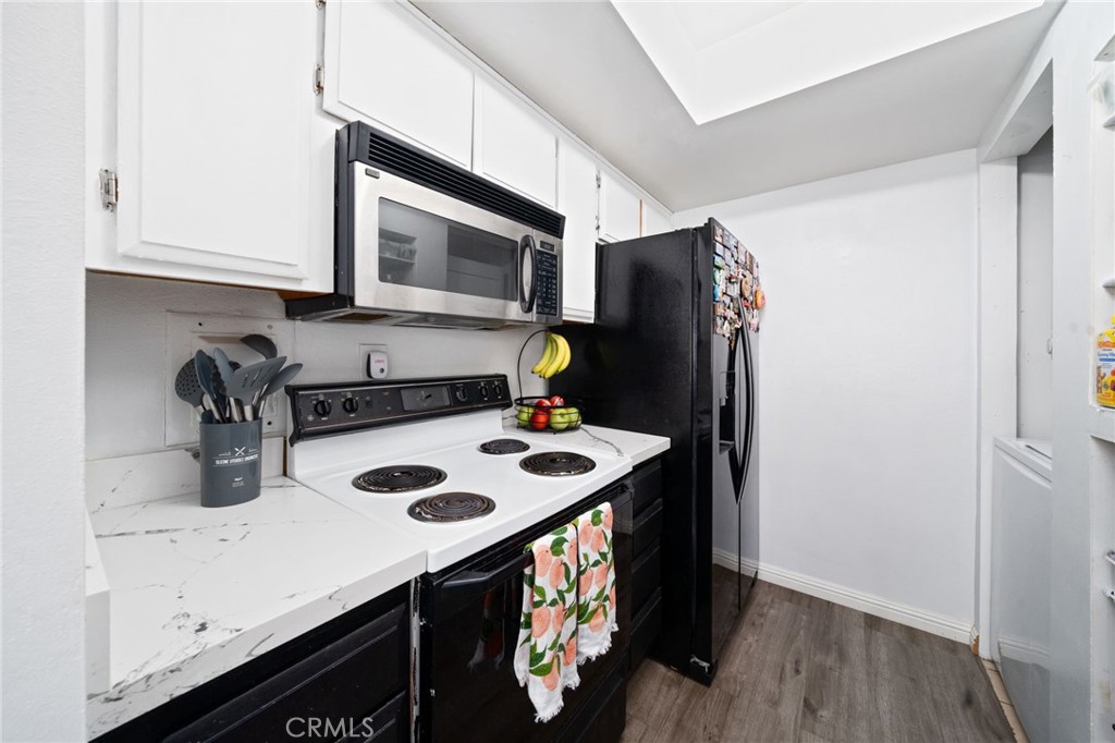 3051 Knollwood Avenue Property Photo 10