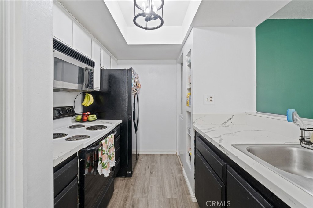3051 Knollwood Avenue Property Photo 12