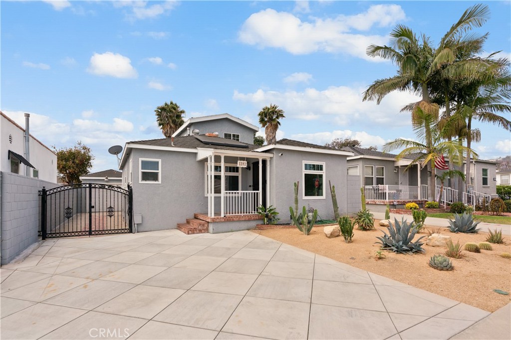 1381 W Summerland Avenue Property Photo 1