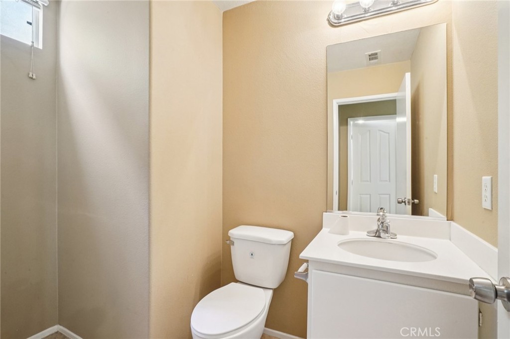 12910 Jersey Street Property Photo 24