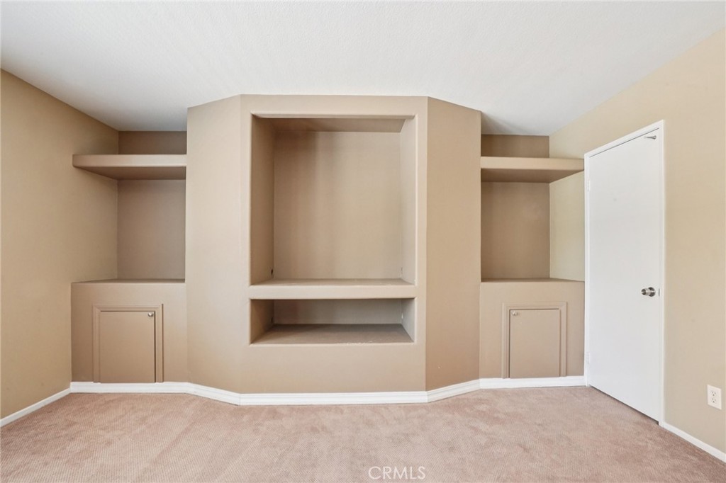 12910 Jersey Street Property Photo 29