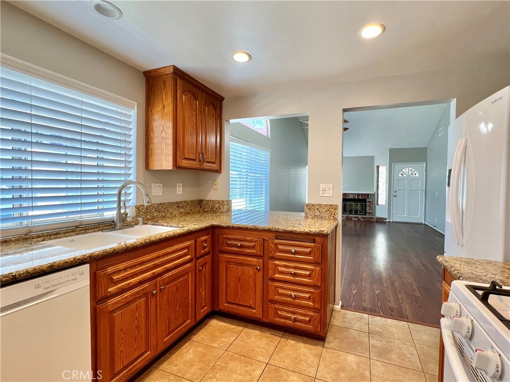 2014 W Hartford Place 58 Property Photo 14