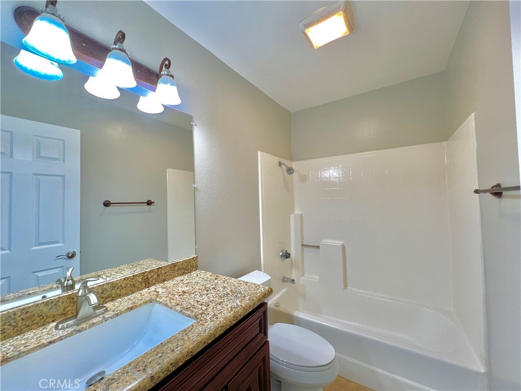 2014 W Hartford Place 58 Property Photo 18