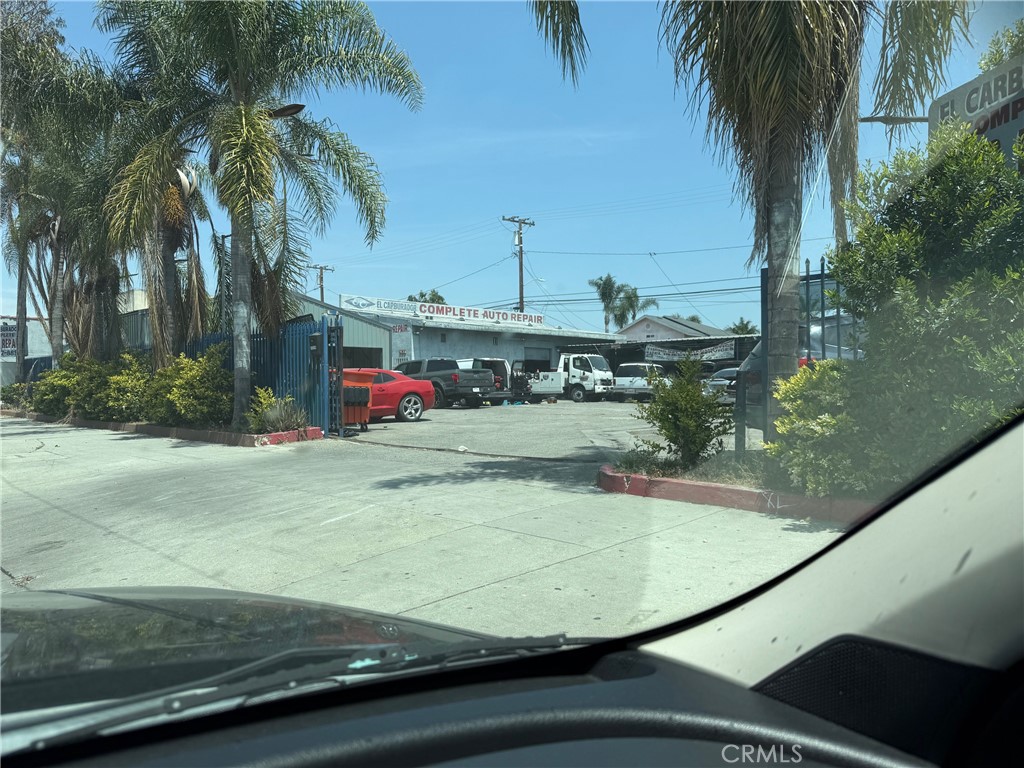 11214 Atlantic Avenue Property Photo 2