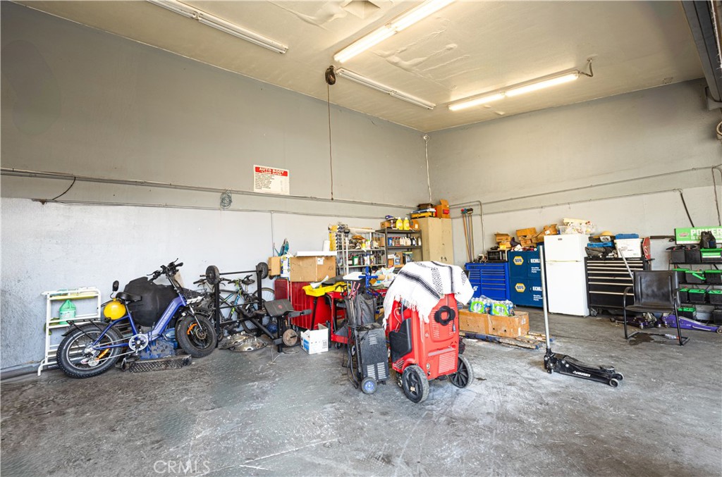 11214 Atlantic Avenue Property Photo 11