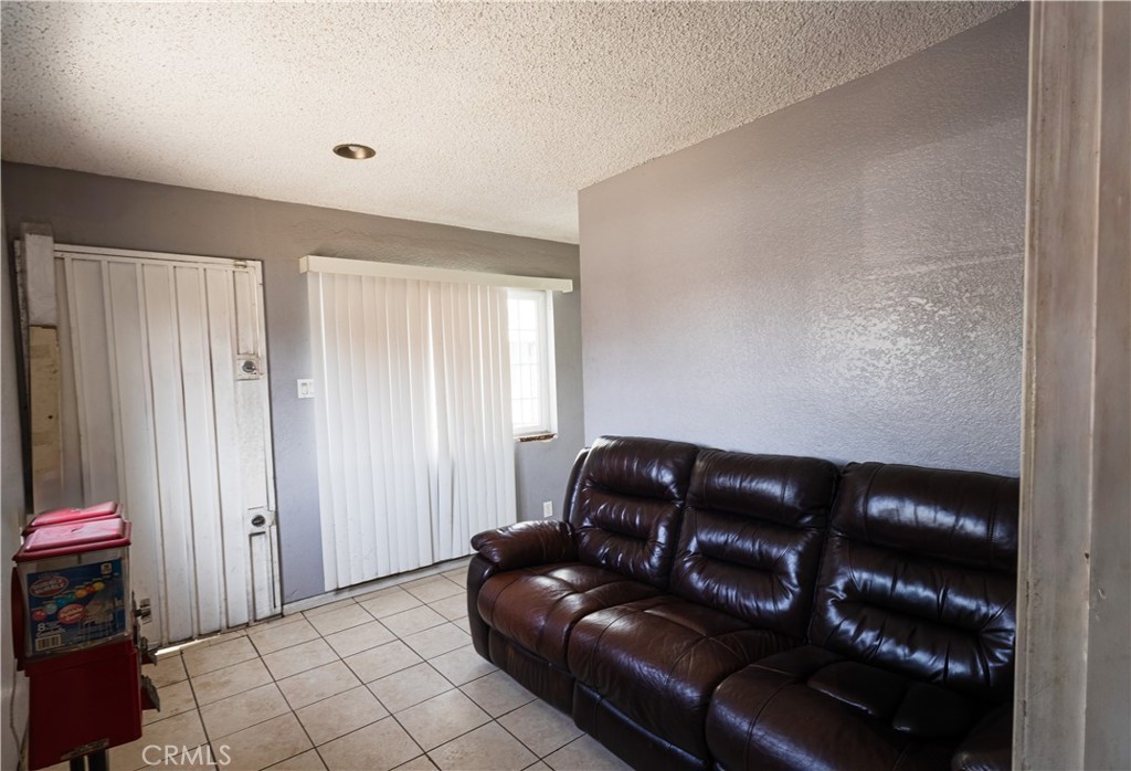 11214 Atlantic Avenue Property Photo 13