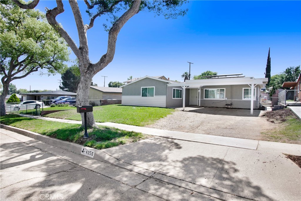 4956 N Stoddard Avenue Property Photo 1