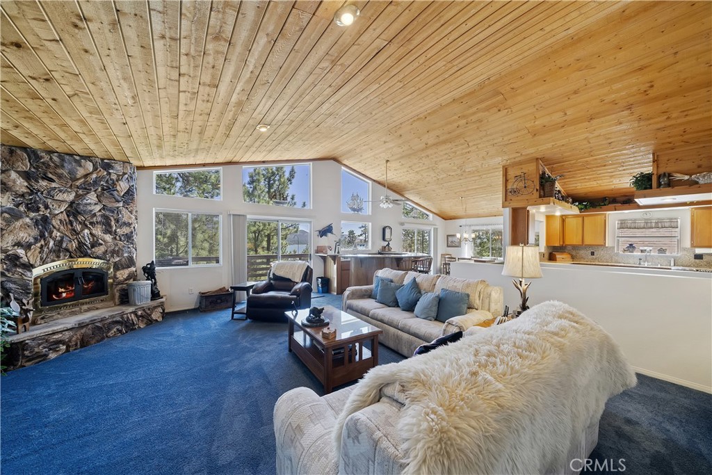 40258 Narrow Lane Property Photo 11