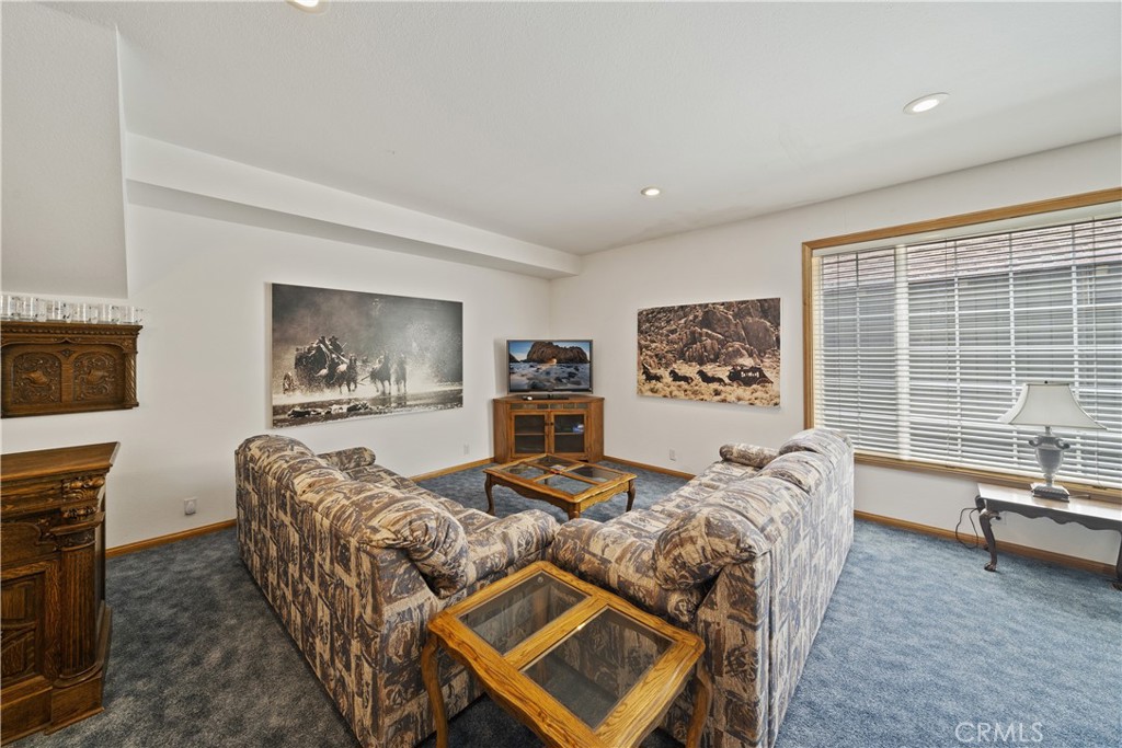 40258 Narrow Lane Property Photo 36