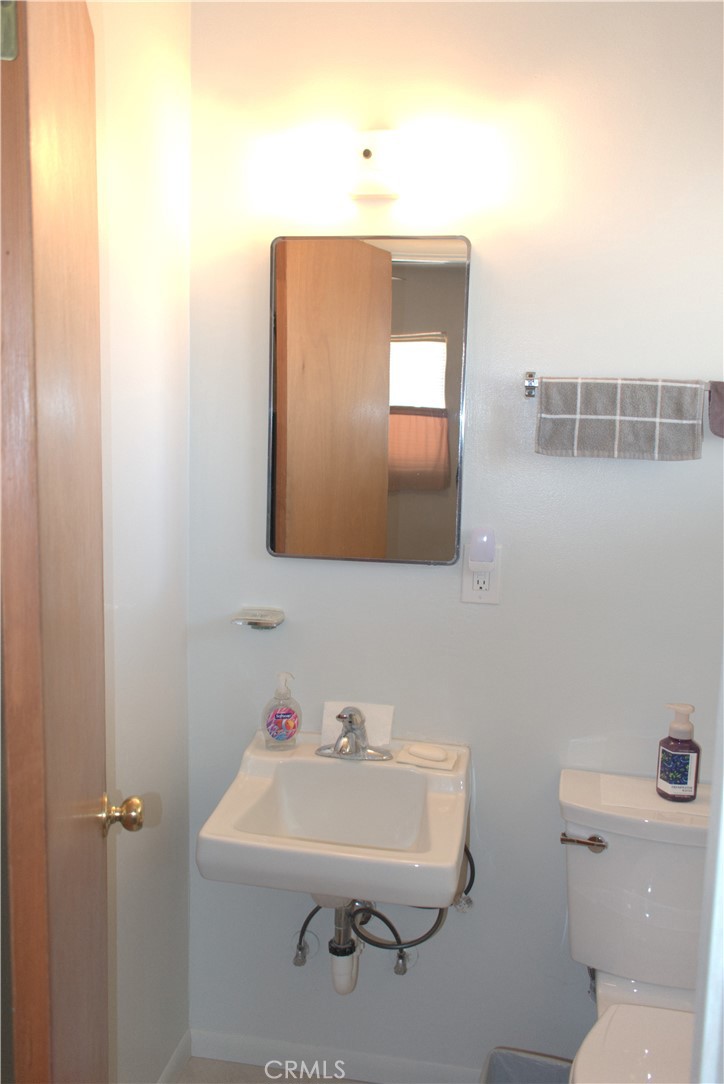 1522 E Broadway Property Photo 7
