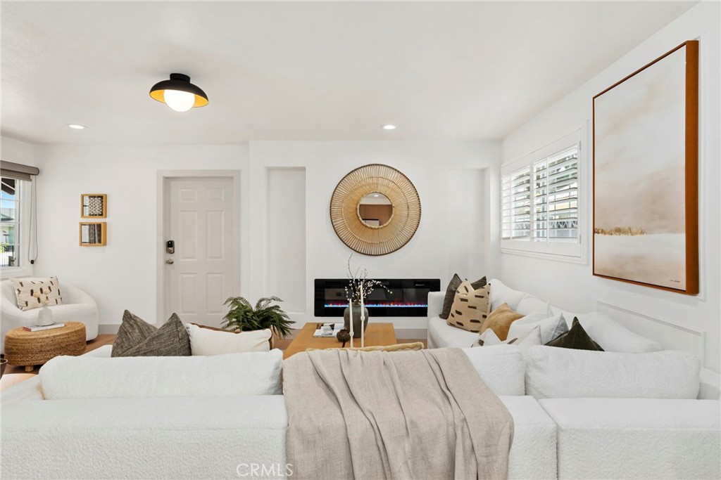 15142 Yawl Street Property Photo 5