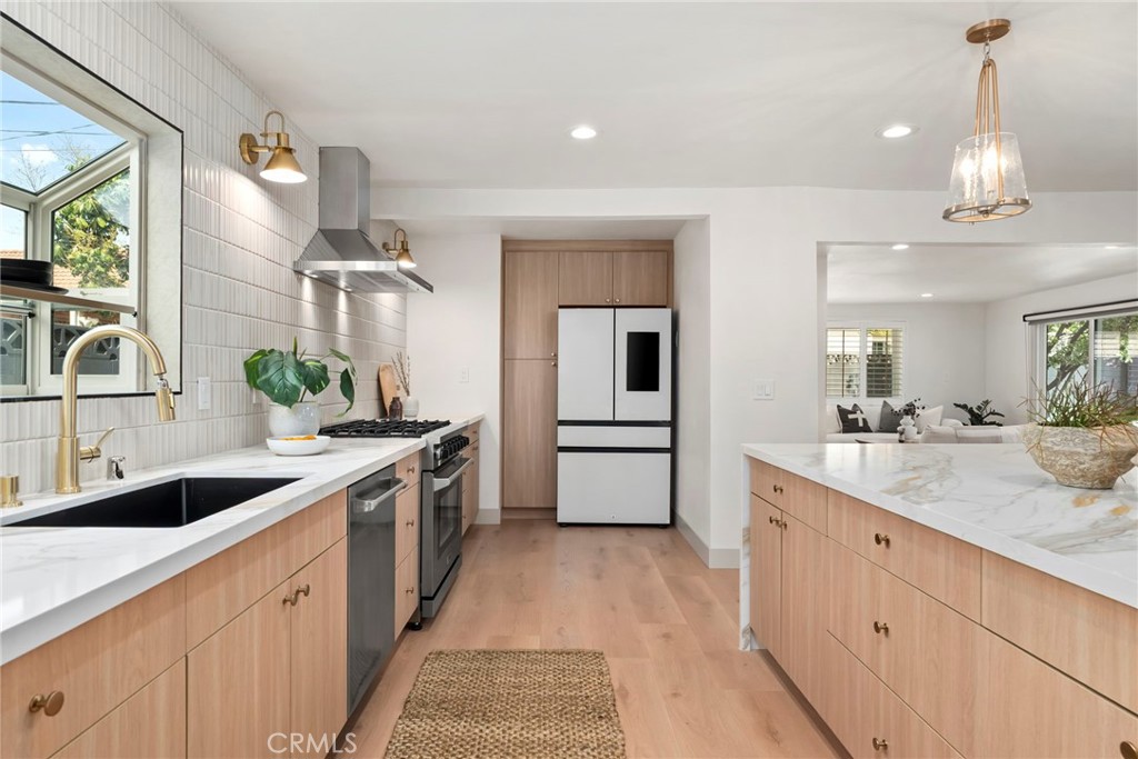 15142 Yawl Street Property Photo 12