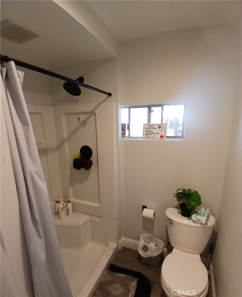 250 Linden Avenue Property Photo 17